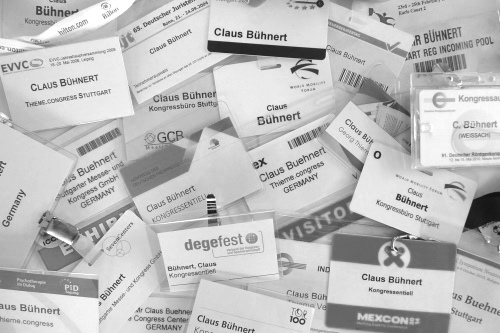 Kongressorganisation beinhaltet Programmgestaltung, Teilnehmerregistrierung, Rednerbetreuung und Sponsoren-Akquisition